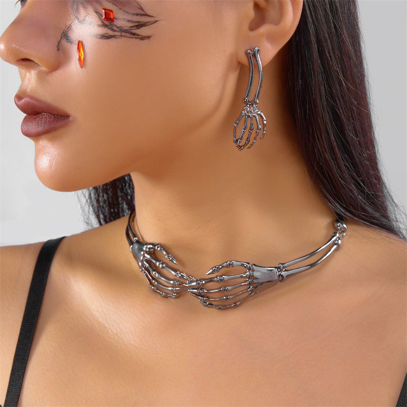Geisterhand Schmuck-Set Unisex – Silber & Schwarz Halskette und Ohrringe